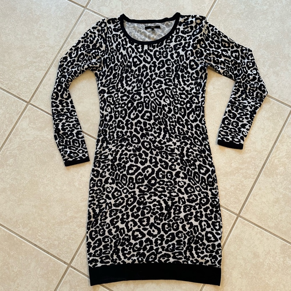 Tart Snow Leopard Sweater Dress - size S - GUC